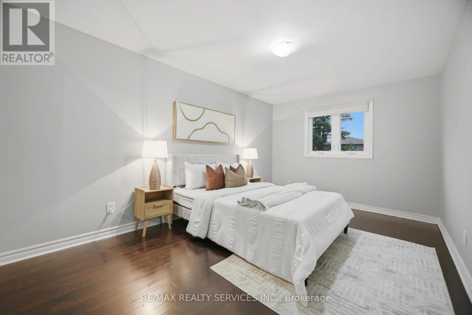 30 ELDER AVENUE - 17