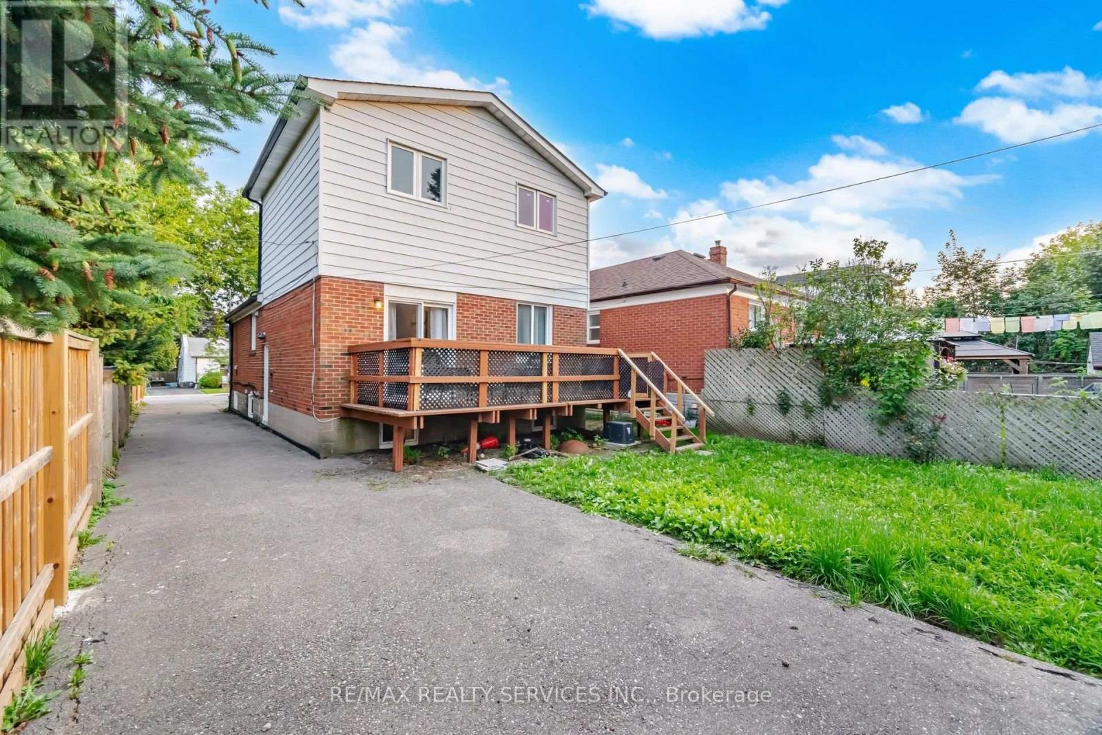 30 ELDER AVENUE - 31