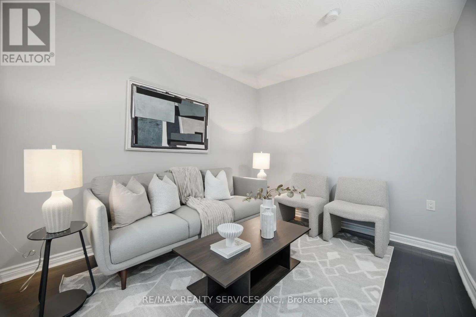 30 ELDER AVENUE - 6