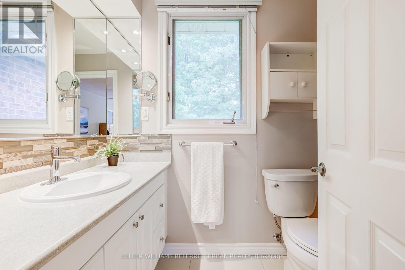 4235 PERIVALE ROAD - 21