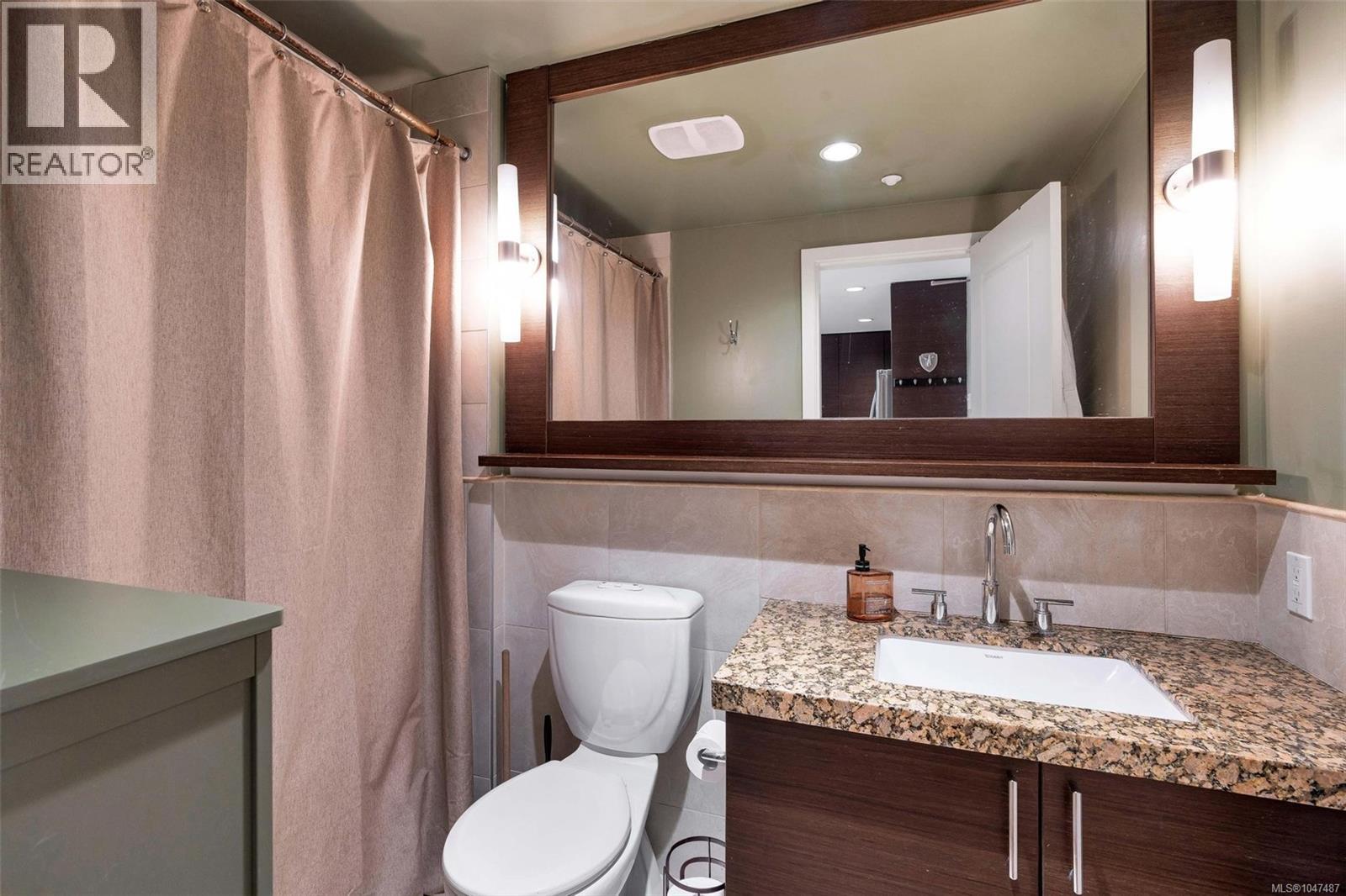 #720 1400 Lynburne Pl - 10