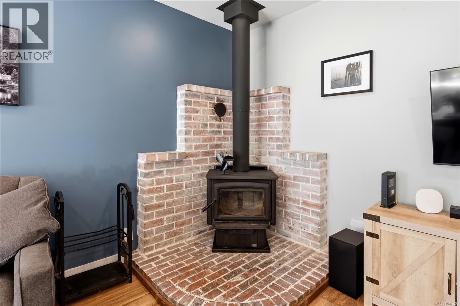 1704 Holly Cres - 20