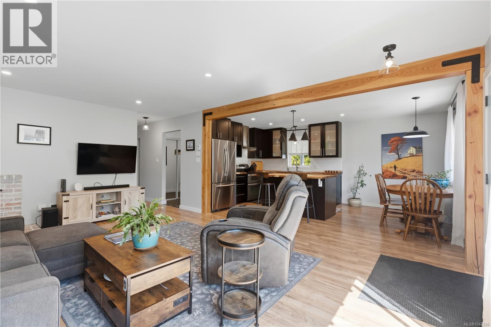 1704 Holly Cres, Ucluelet