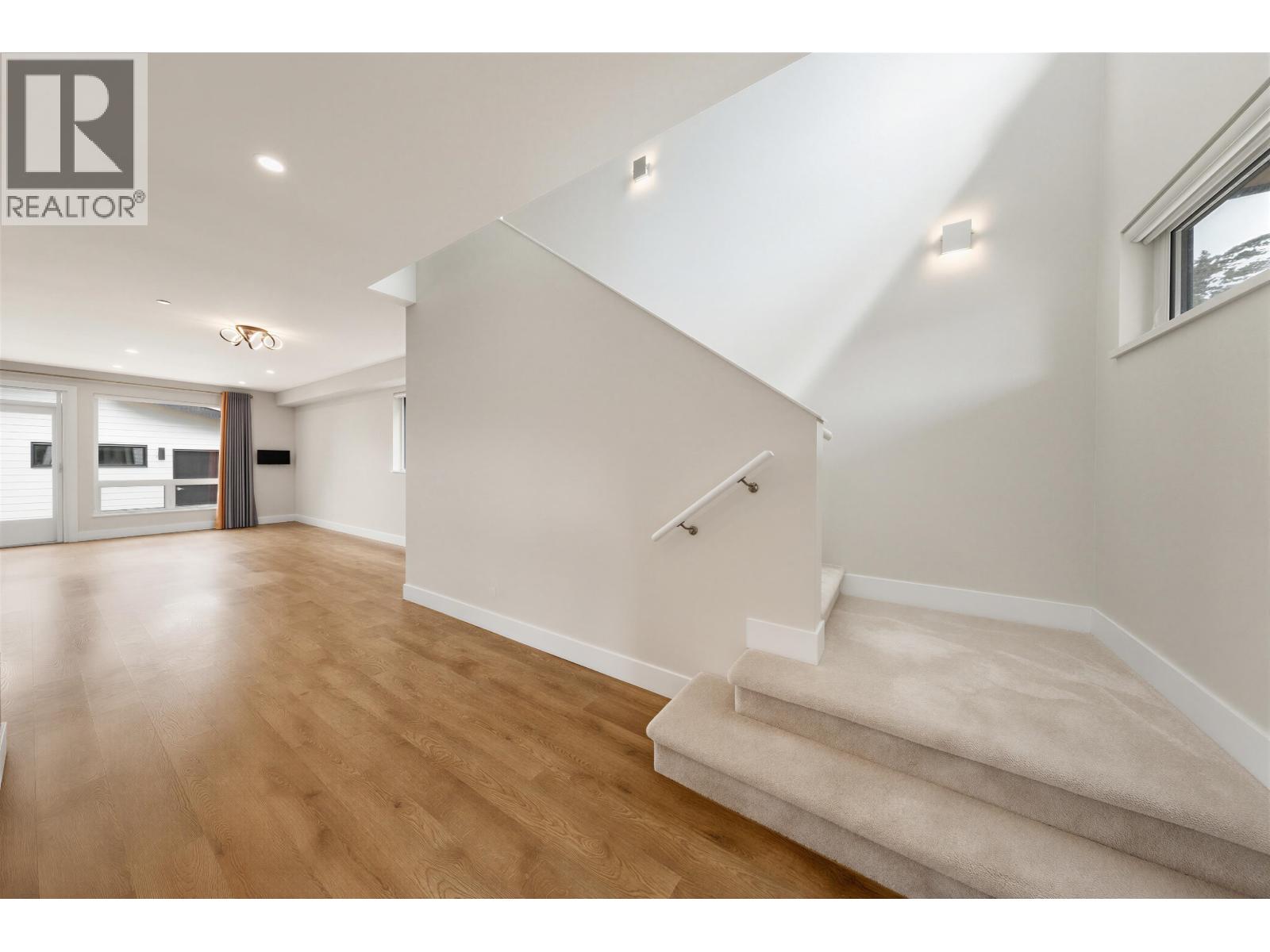 4725 BLUE HERON WAY, Tsawwassen