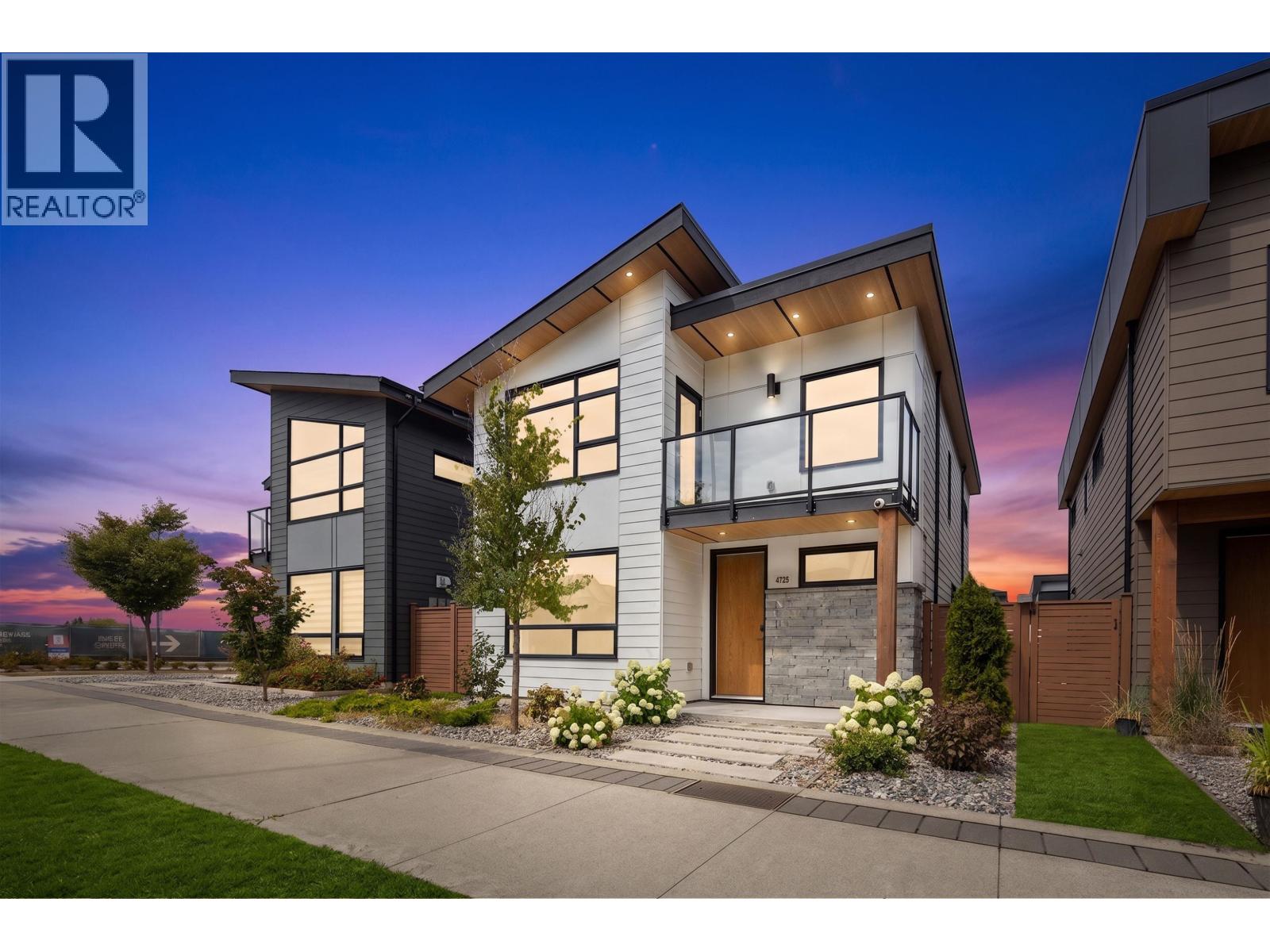 4725 BLUE HERON WAY, Tsawwassen
