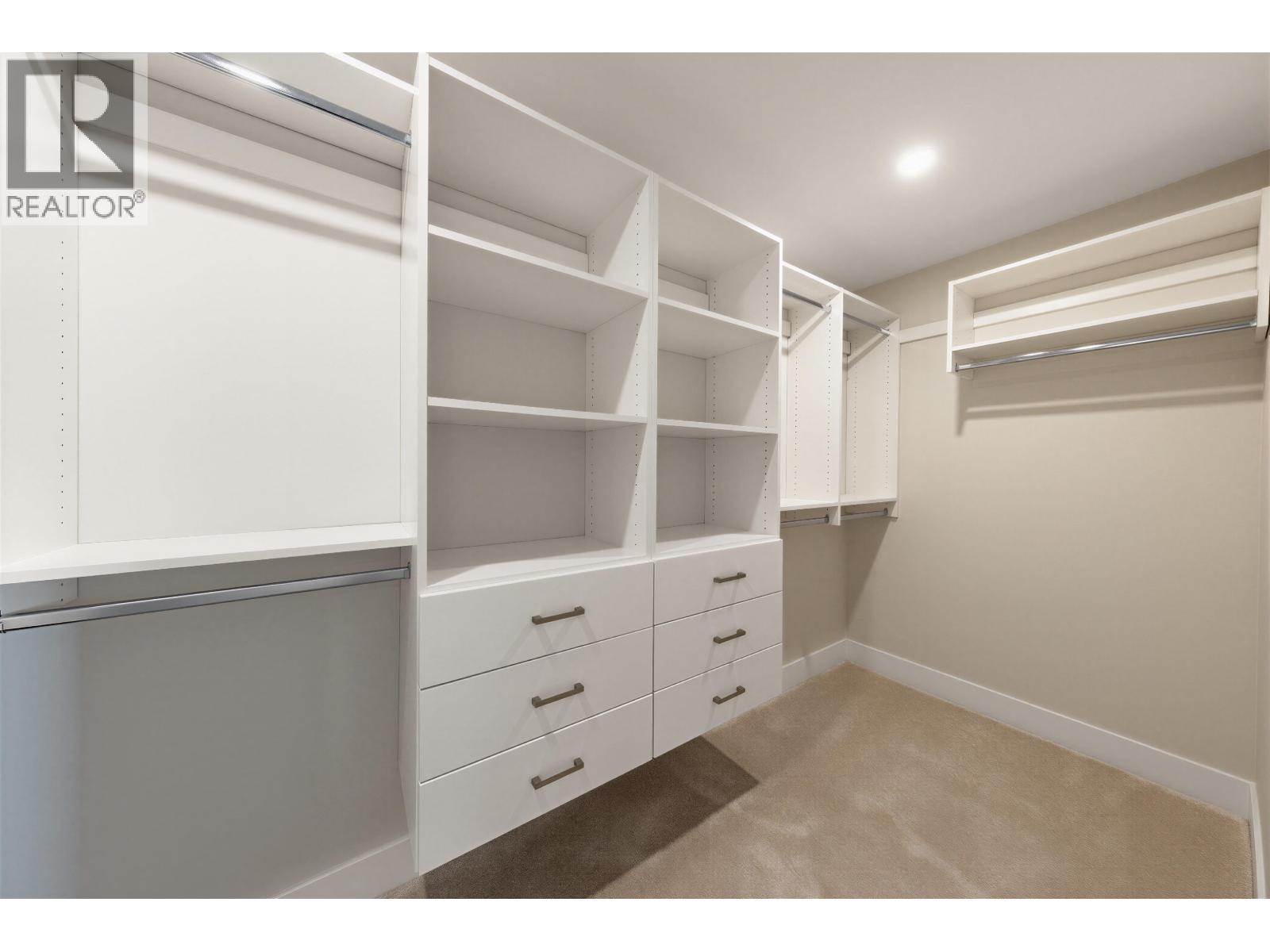 4725 BLUE HERON WAY, Tsawwassen
