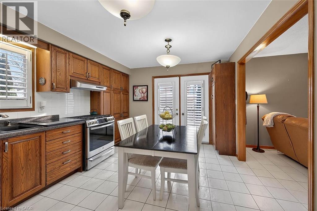 15 GABRIELE Court - Image 13