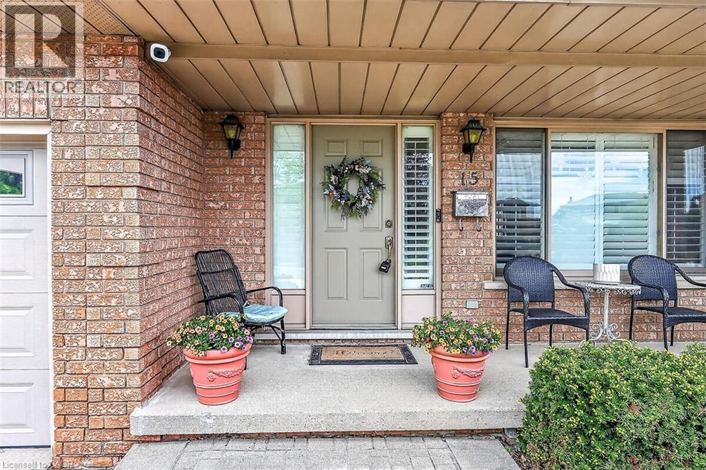 15 GABRIELE Court - Image 4