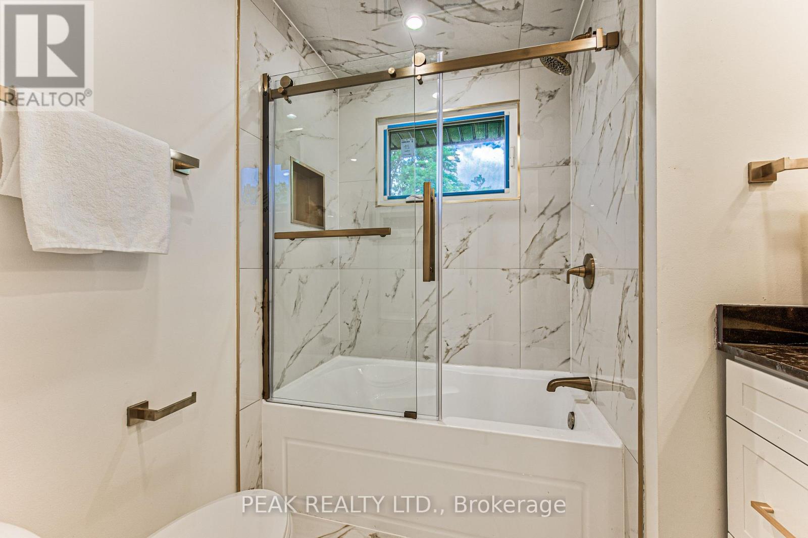 7385 NORTH DORSET PLACE - Image 26