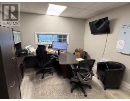 10 Centre Street N, Oshawa, ON L1G4B3 Photo 10