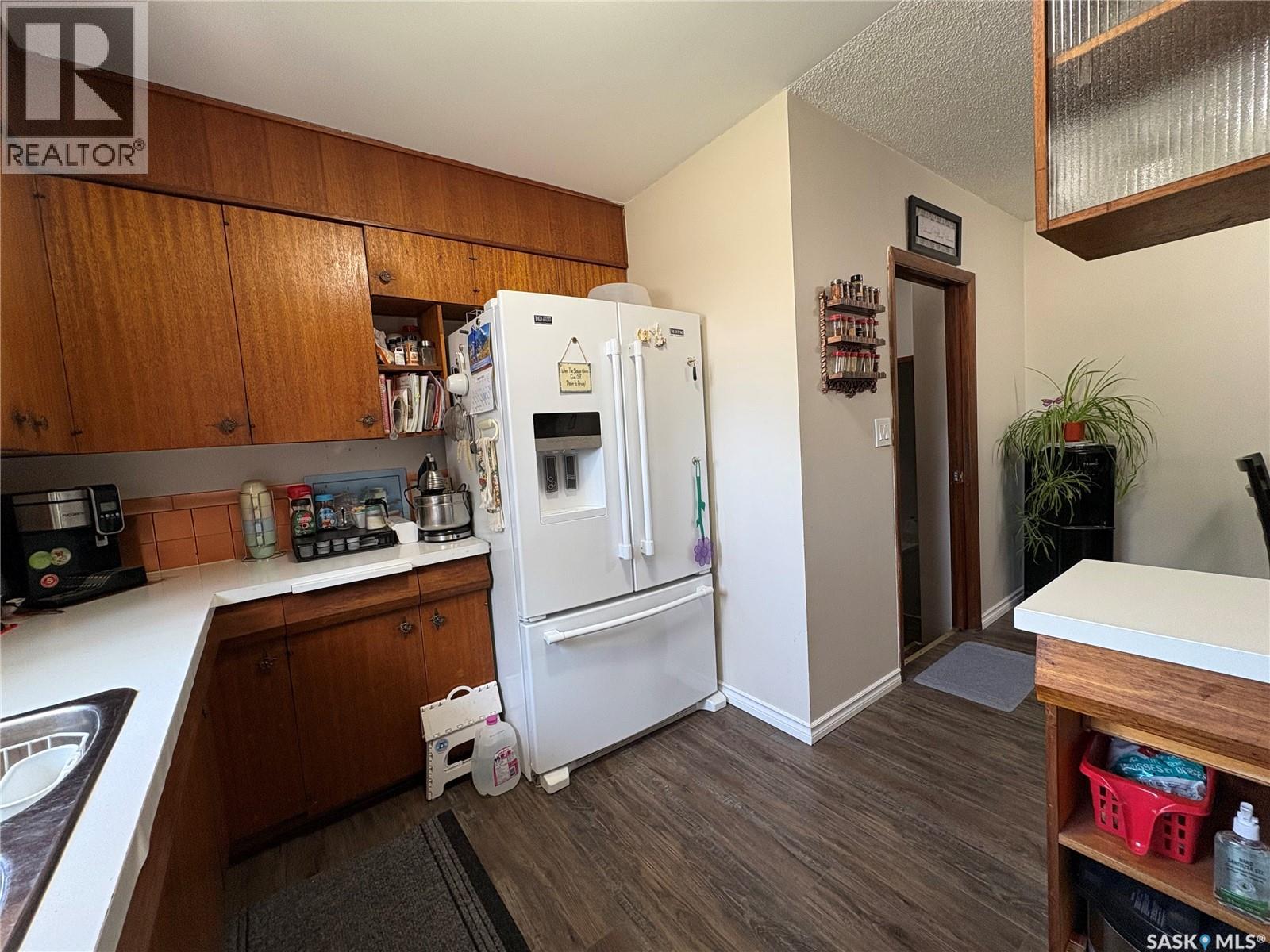 200 3rd STREET NE - 4