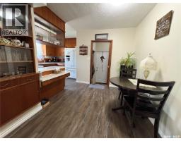 200 3rd Street Ne, Ituna, SK S0A1N0 Photo 7
