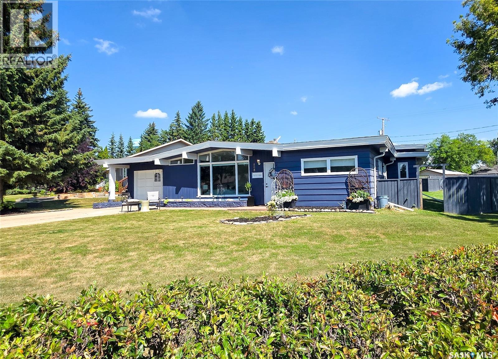 808 Prince Edward STREET