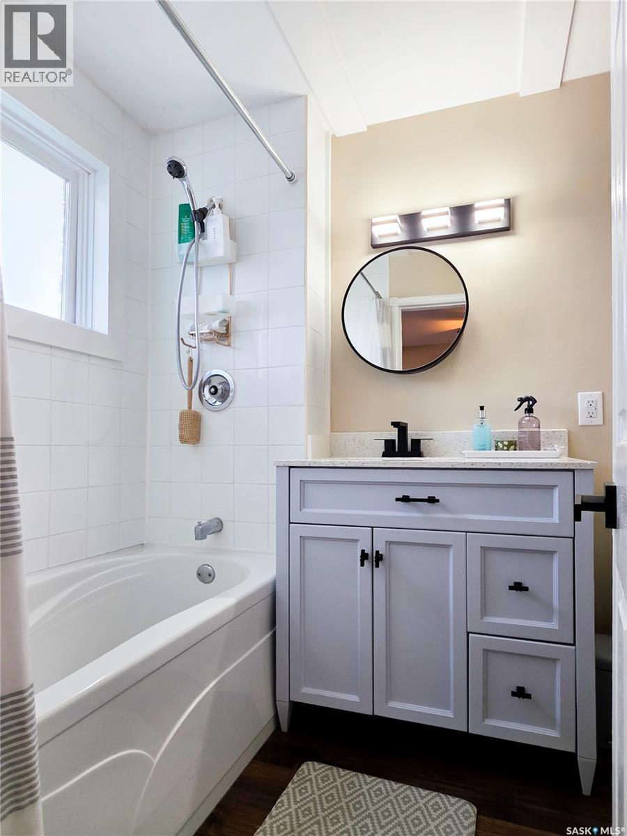 808 Prince Edward STREET - Image 32