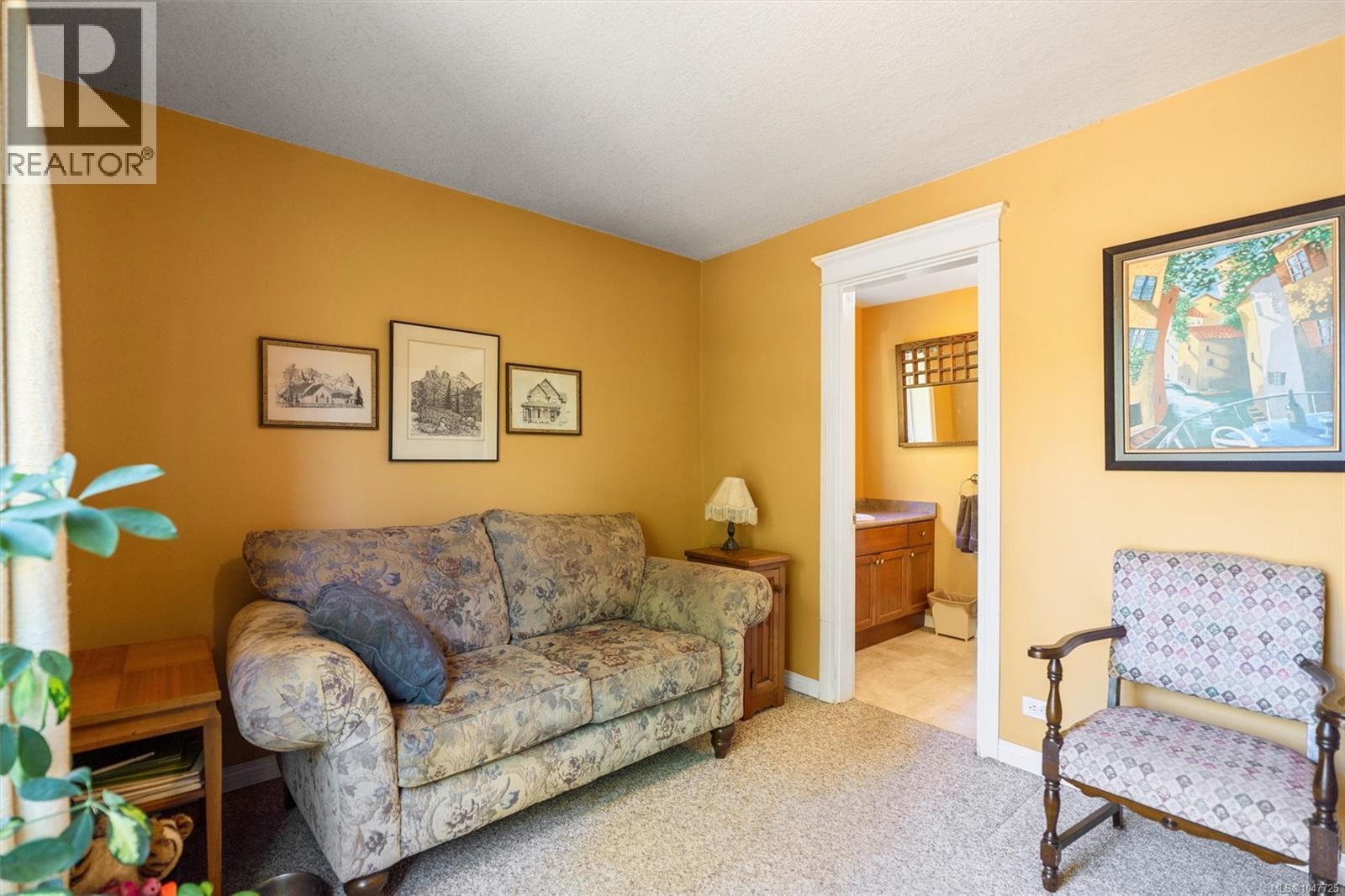 9220 East Saanich Rd, North Saanich