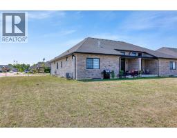 236 Mclellan, Amherstburg, ON N9V3Y7 Photo 42