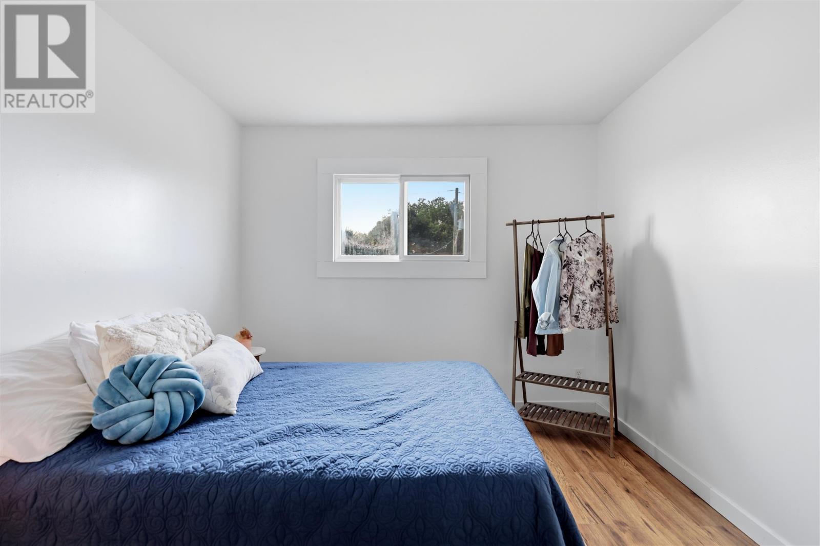 150A McFadden AVE - 16