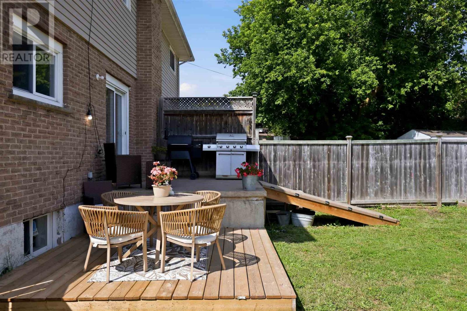 150A McFadden AVE - 23