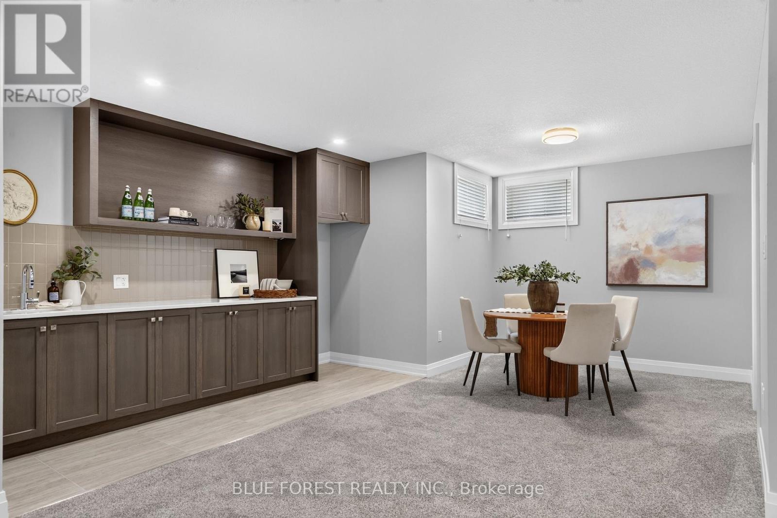 424 WARNER TERRACE - 25