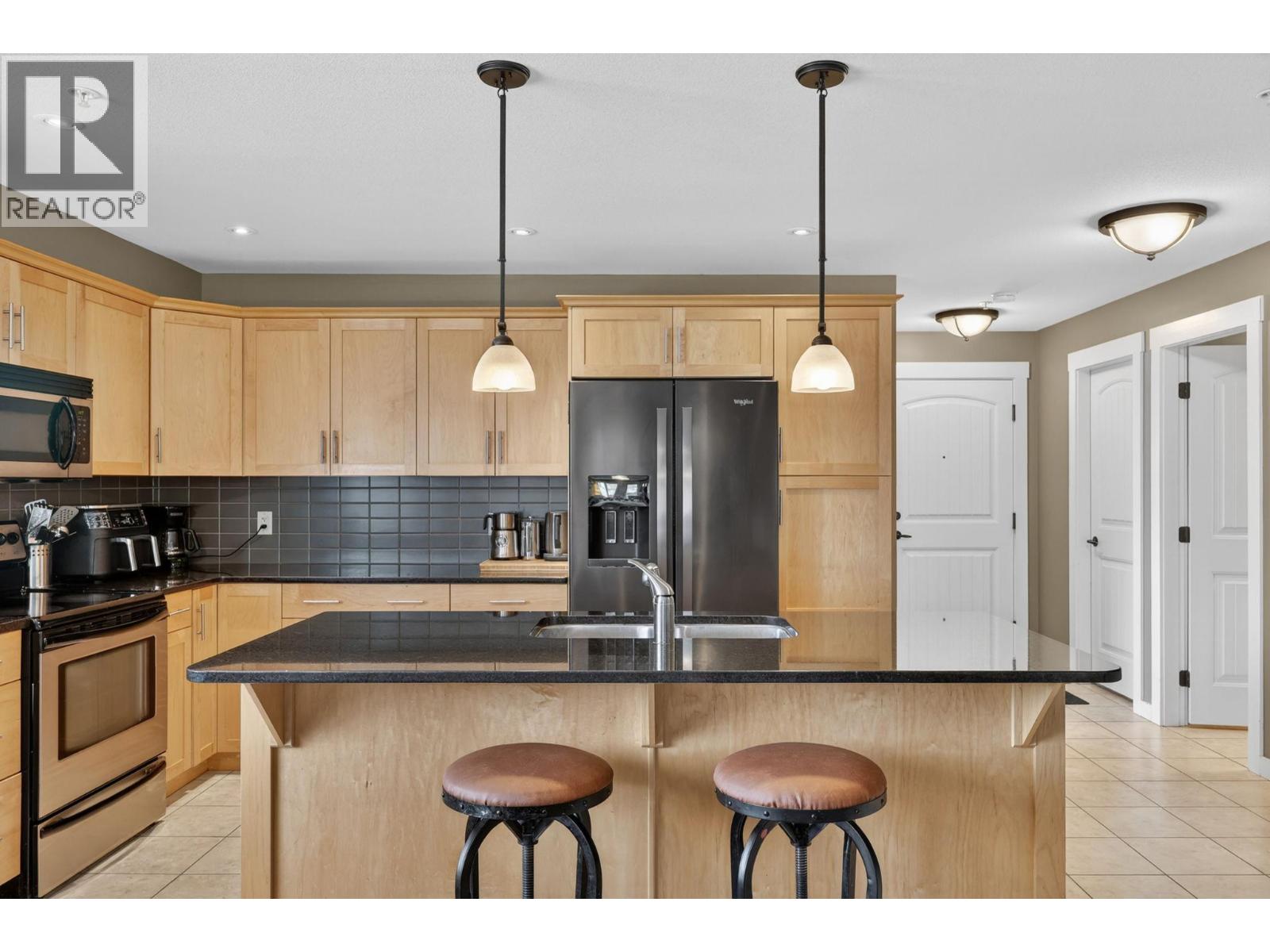 10529 Powley Court Unit# 204, Lake Country