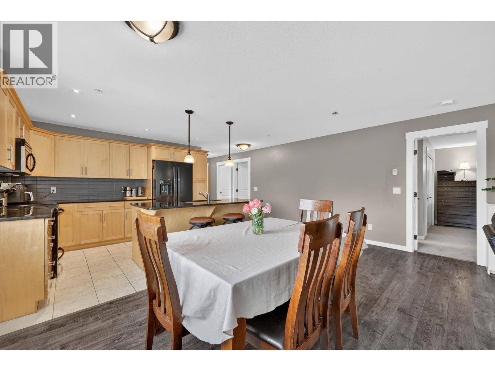 #204 10529 Powley Court - 15