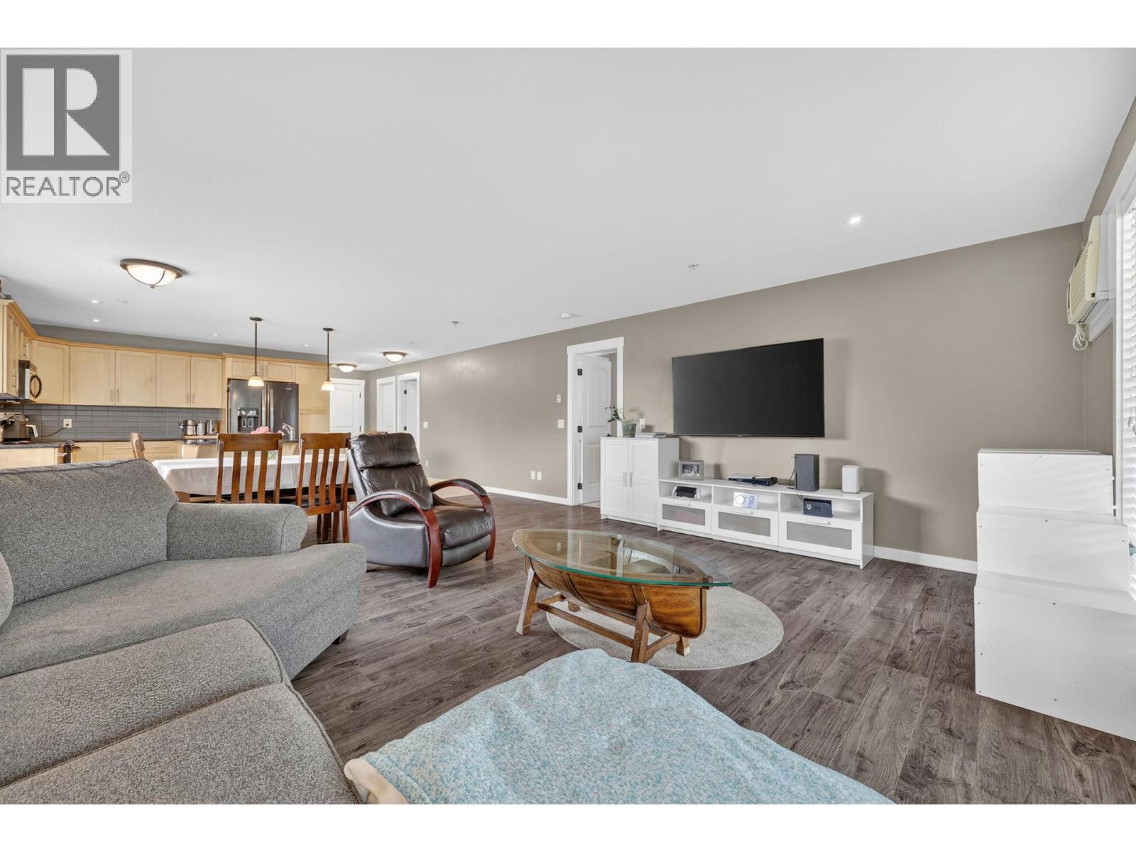 #204 10529 Powley Court - 16
