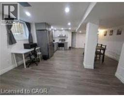 510 Oakridge Place, Waterloo, ON N2L4P2 Photo 13