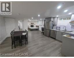 510 Oakridge Place, Waterloo, ON N2L4P2 Photo 14