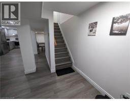 510 Oakridge Place, Waterloo, ON N2L4P2 Photo 10