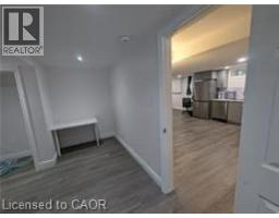 510 Oakridge Place, Waterloo, ON N2L4P2 Photo 18