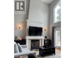 Kitchen - 230 Prospect Drive, Grand Forks, BC V0H1H2 Photo 13
