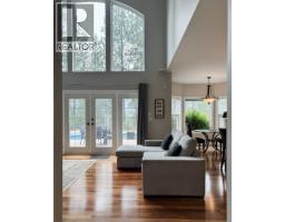 Living room - 230 Prospect Drive, Grand Forks, BC V0H1H2 Photo 12