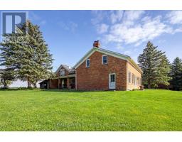 Laundry room - 2432 Seburn Road, Thorold, ON L0S1E6 Photo 8