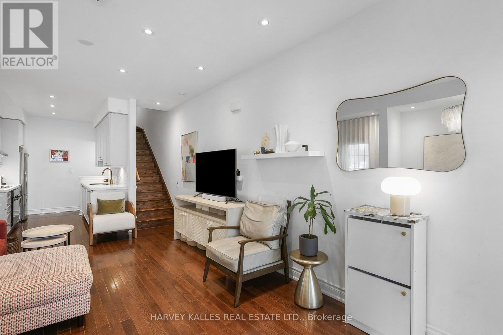 #7 70 HARGRAVE LANE - 18