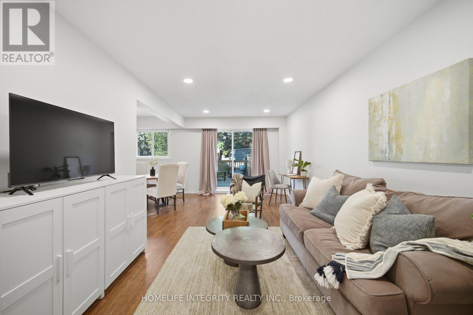 52 STEWART AVENUE - 19