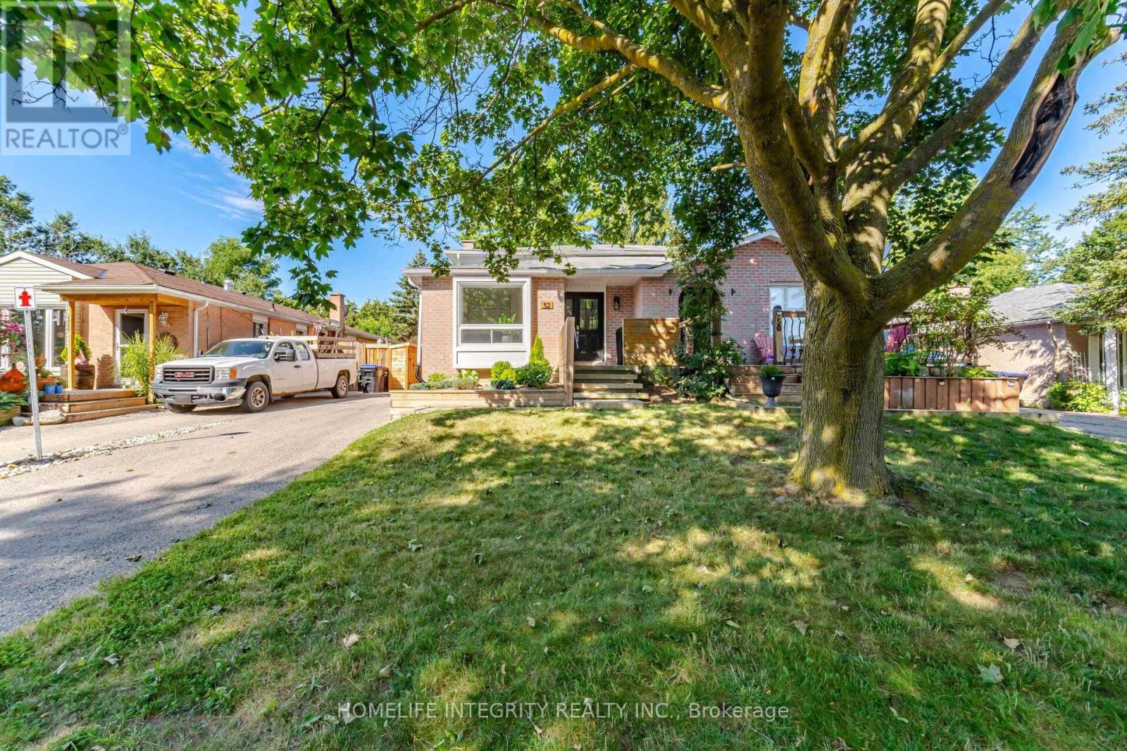52 STEWART AVENUE - 3