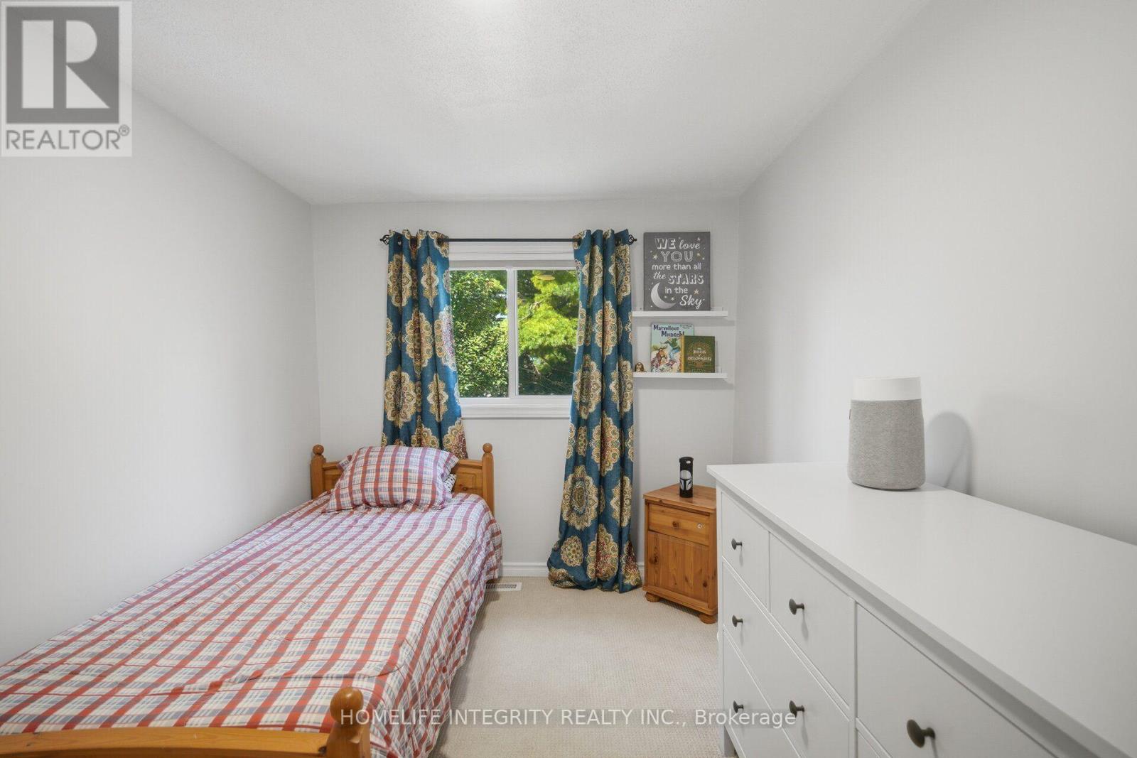 52 STEWART AVENUE - 30