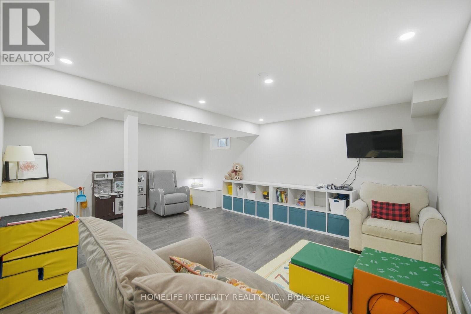 52 STEWART AVENUE - Image 36