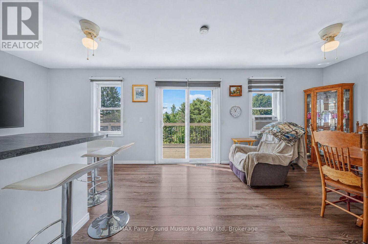22 AHMIC STREET - Image 15
