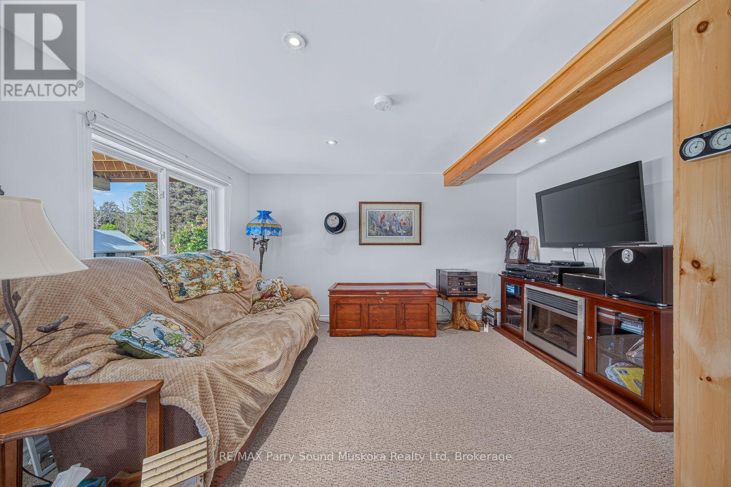 22 AHMIC STREET - Image 27