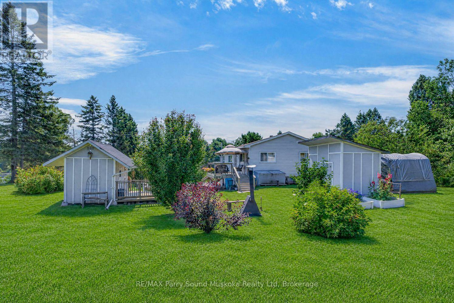 22 AHMIC STREET - Image 44