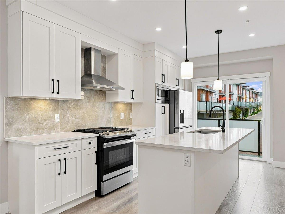 28 20155 84 AVENUE, Langley