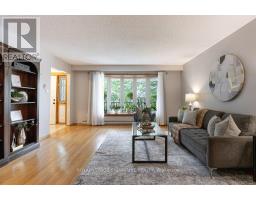 Primary Bedroom - 40 Holmcrest Trail, Toronto, ON M1C1V5 Photo 9