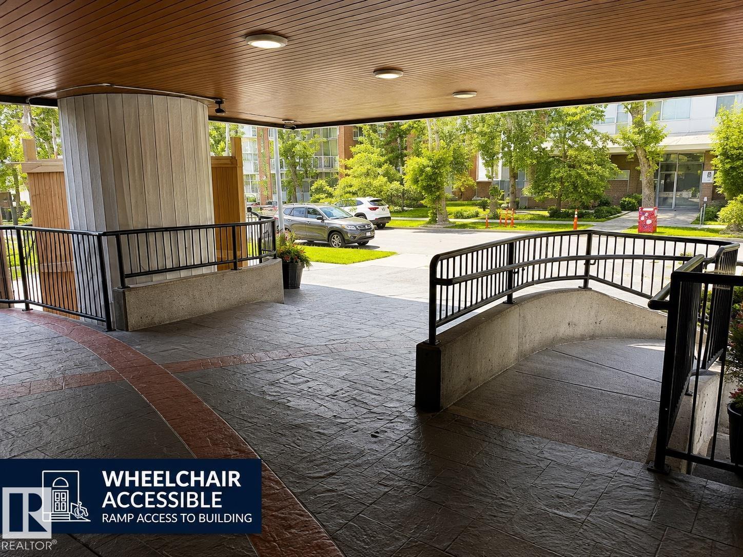 #704 10045 117 ST NW - Image 17