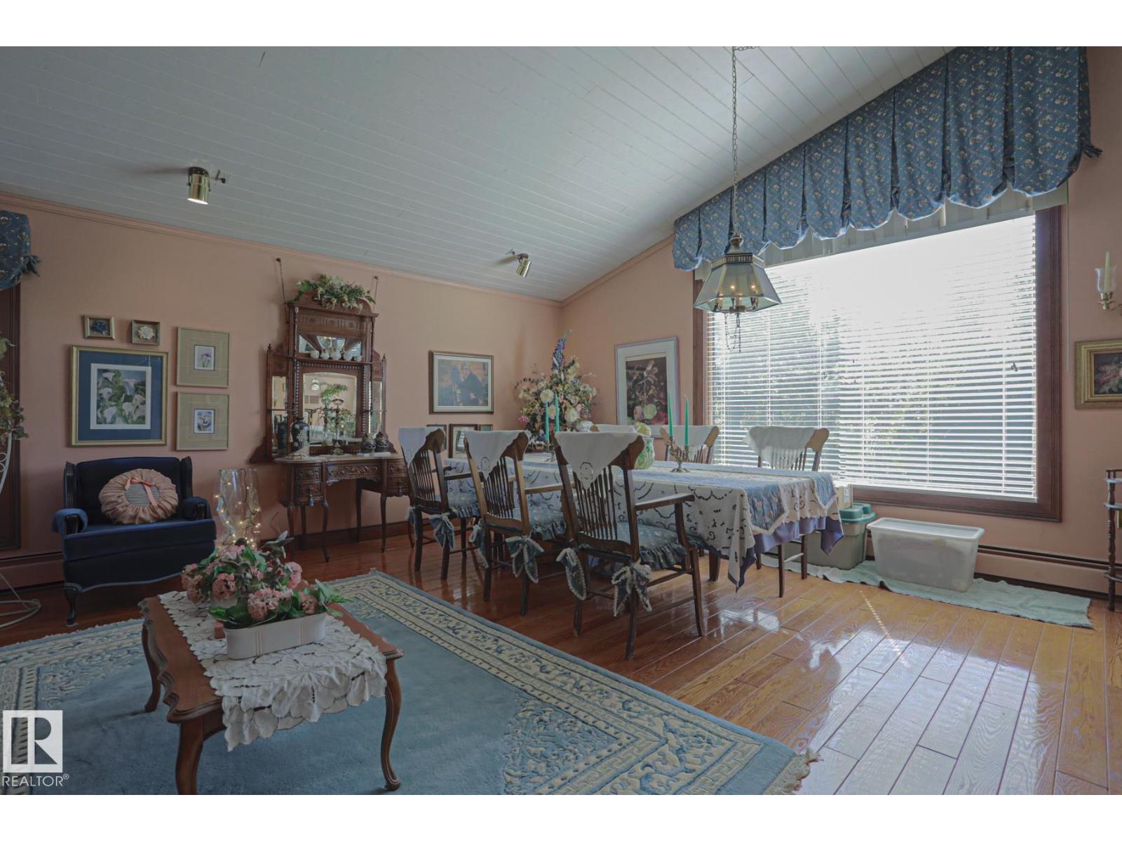 55257 RGE RD 212 - 29