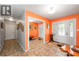 Entrance - 402 Seedtree Rd, Sooke, BC V9Z1C2 Photo 15