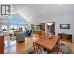402 Seedtree Rd, Sooke, BC V9Z1C2 Photo 18