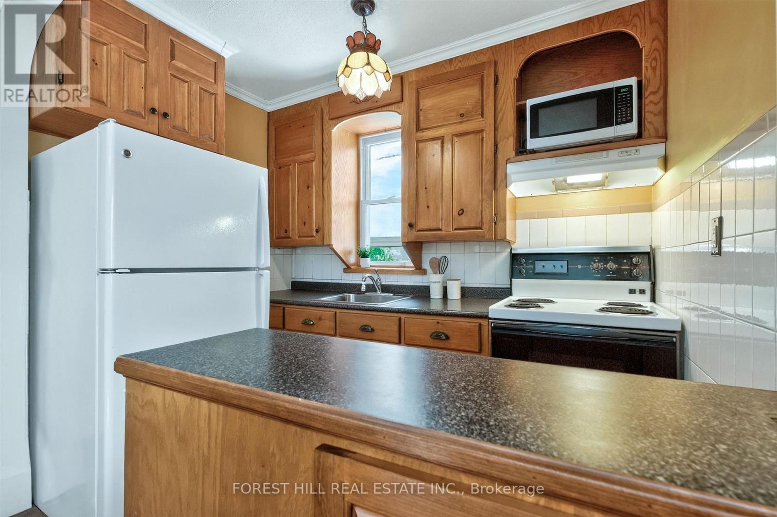 11 YARROW ROAD - 10