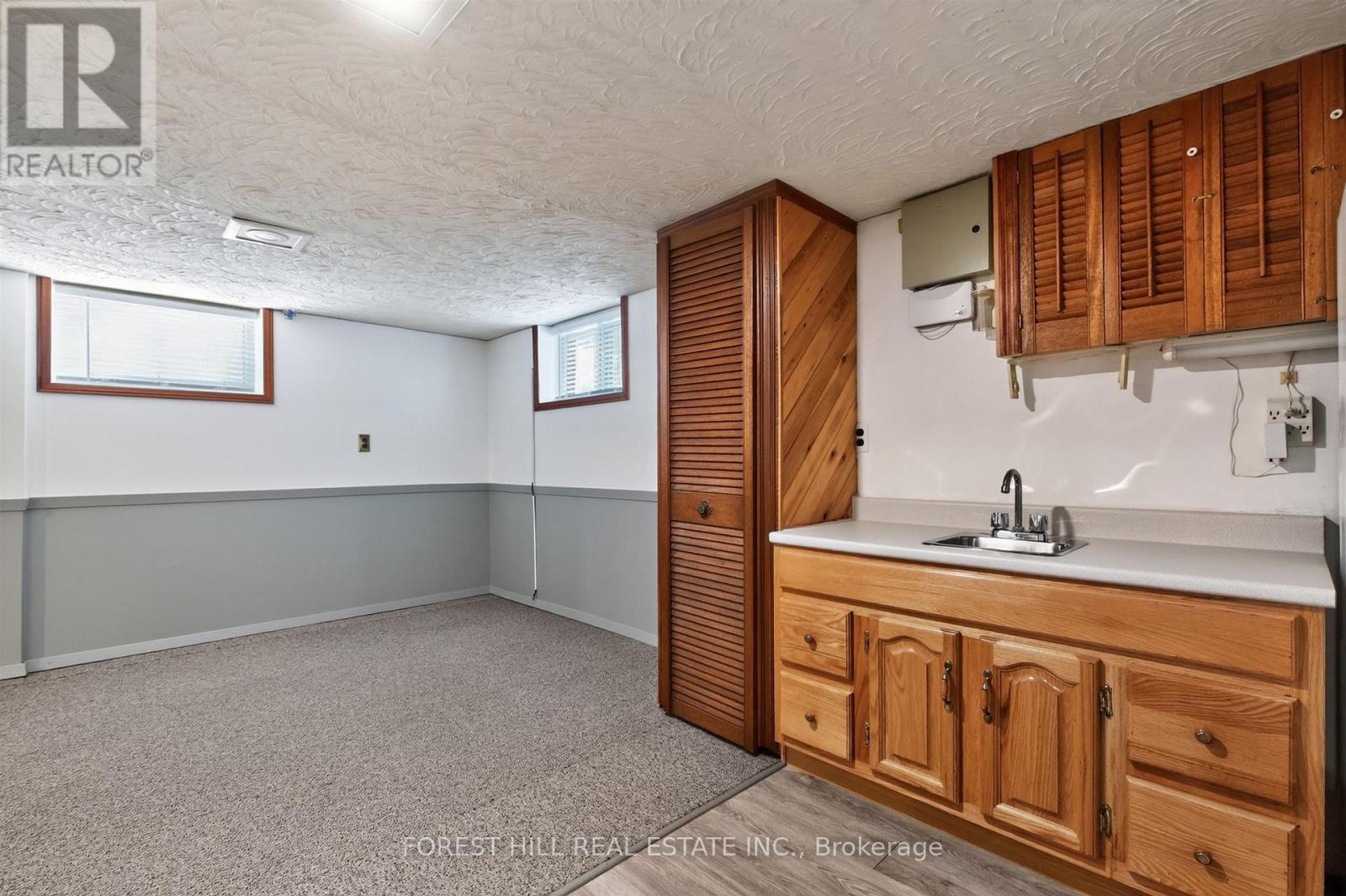 11 YARROW ROAD - Image 27