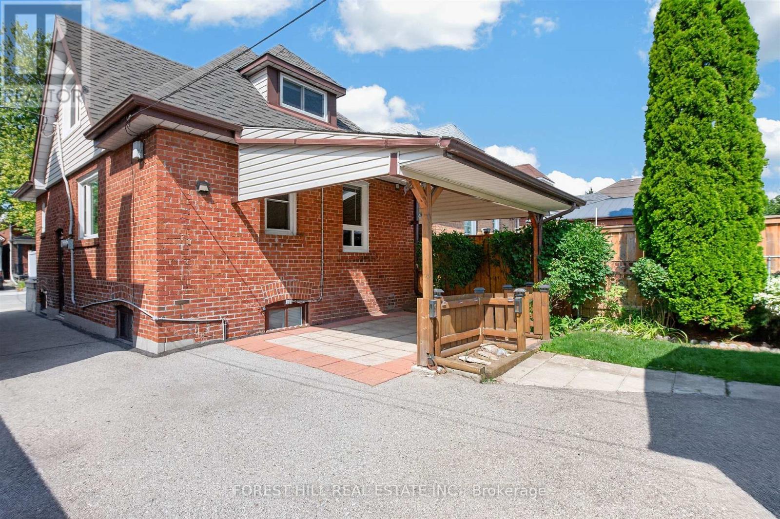 11 YARROW ROAD - 33